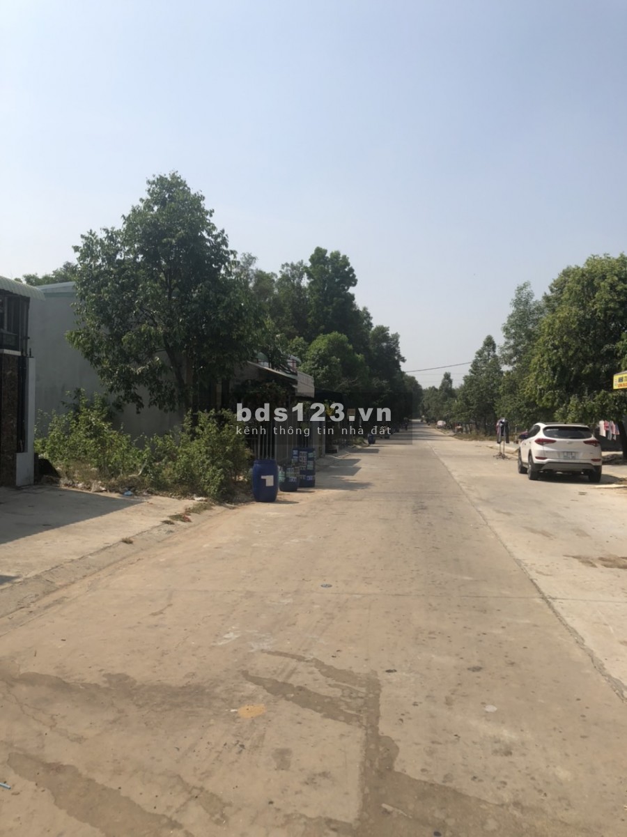 Vợ chồng kinh doanh thua lỗ bán gấp lô đất 105m2 (5x21m) sát kcn Mỹ Phước 3 tiện KD buôn bán
