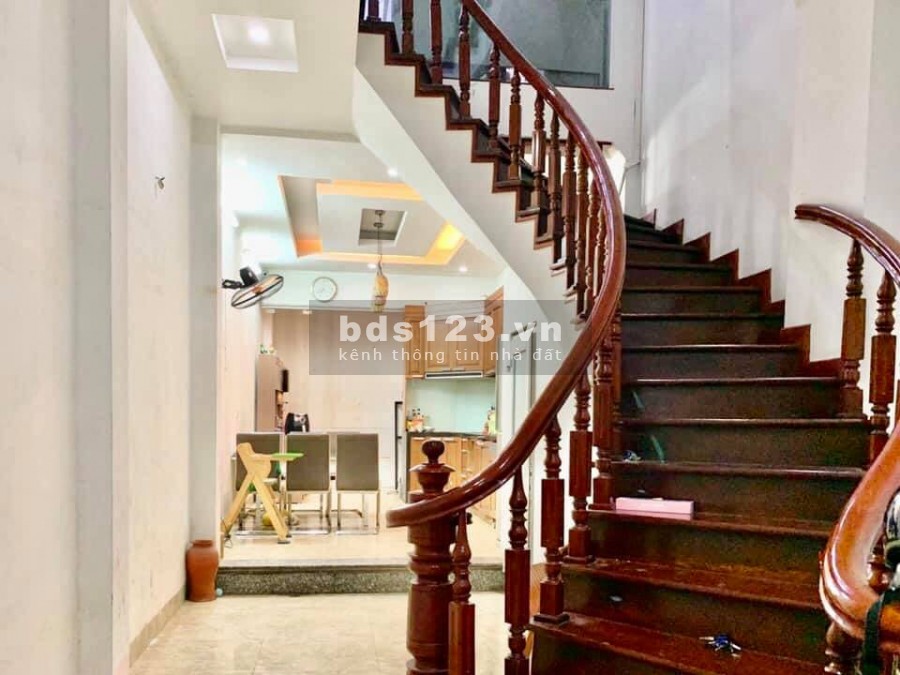Bán nhà phố Thái Thịnh, kinh doanh víp Quận Đống Đa 5m ra ô tô tránh, gt thuận tiện, dt 53m2, gía 6.7 tỷ