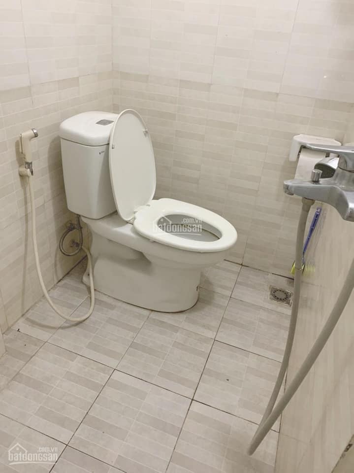 Hoàng Đạo Thành Hơn 50m2 ngõ rô rộng thông thoáng ô tô 20m giá nhỉnh 3 tỷ