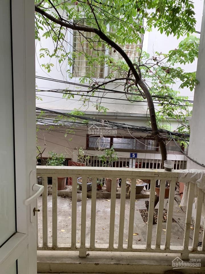 Hoàng Đạo Thành Hơn 50m2 ngõ rô rộng thông thoáng ô tô 20m giá nhỉnh 3 tỷ