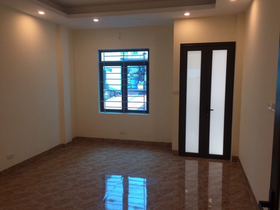 Bán nhà Cầu Diễn 5 tầng, giá 2.7 tỷ, cực đẹp không thể bỏ quá