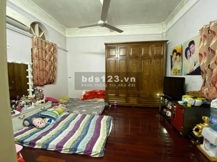 Nhà gần phố giá trong ngõ, cần bán nhà Thịnh Hào, Đống Đa, 4 tầng, 32m2, giá 3.6 tỷ