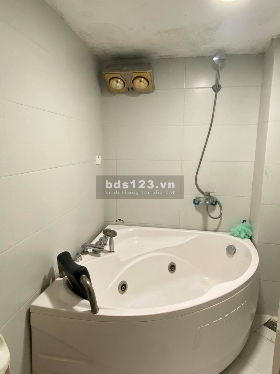 Bán nhà Lãng Yên, Hai Bà Trưng, Oto đỗ trước cửa, vỉa hè 2 bên rộng 40m, 6 tầng, giá 6,2 tỷ