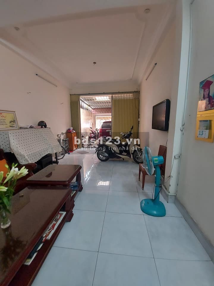 Bán Nhà Phố Quận Gò Vấp Mặt Tiền Trương Đăng Quế. DT: 72m2. LH: 0932155399.