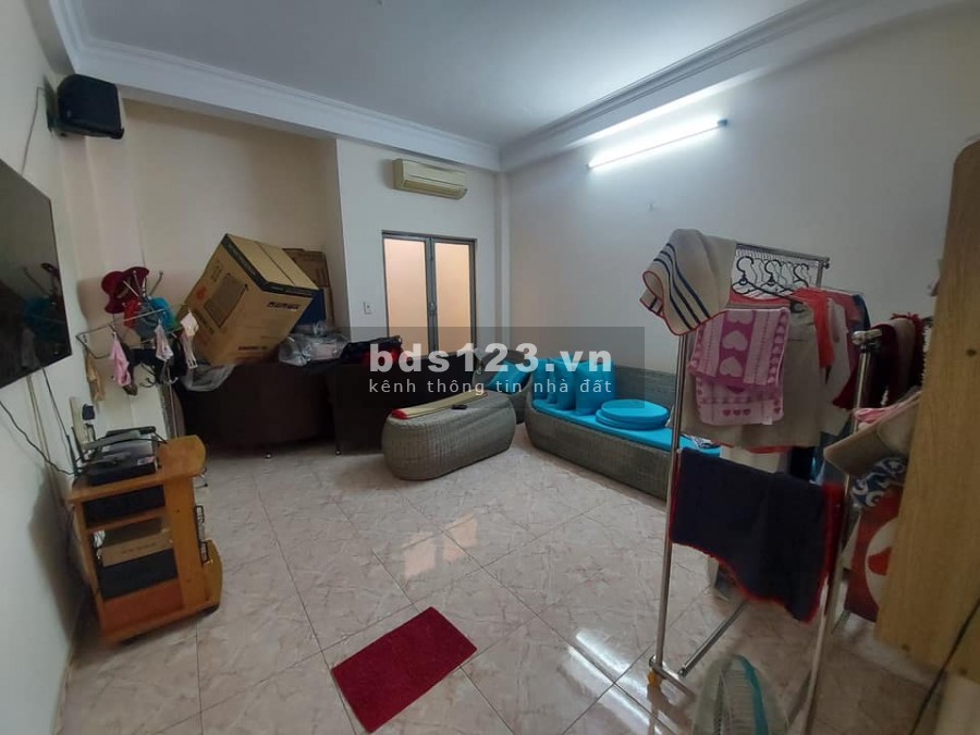 Bán Nhà Phố Quận Gò Vấp Mặt Tiền Trương Đăng Quế. DT: 72m2. LH: 0932155399.