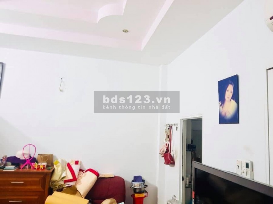 Bán nhà 50m2 hẻm xe hơi 7m Cách Mạng Tháng Tám Phường 13 Quận 10, 2 tầng đúc