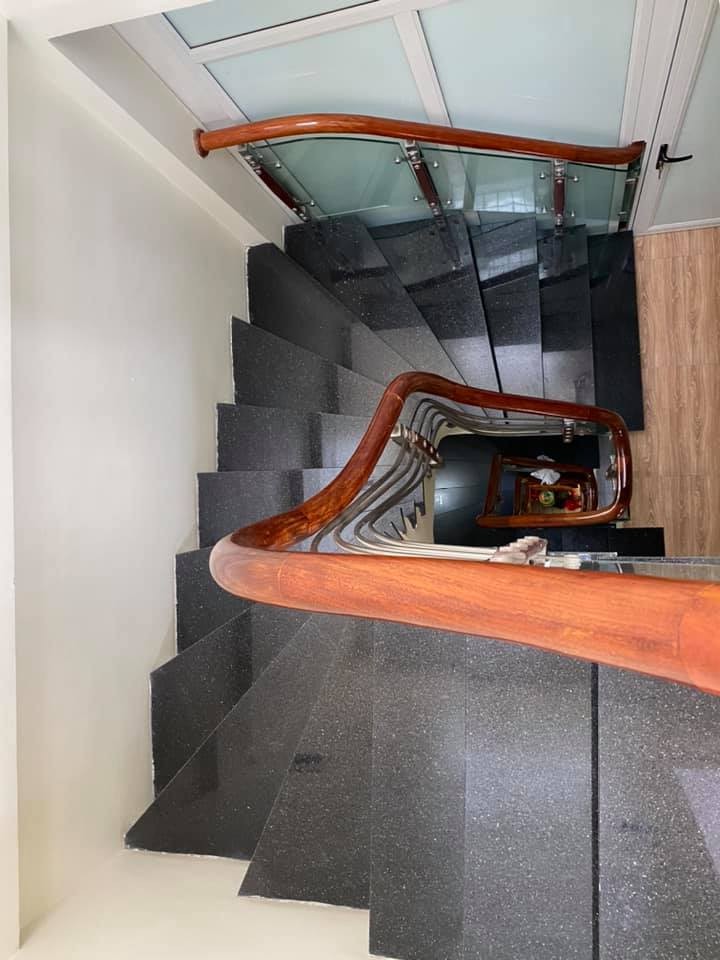 Bán nhà phố Giang Văn Minh Quận Ba Đình diện tích 52m2 5 tầng, mt 5m giá 5 tỷ