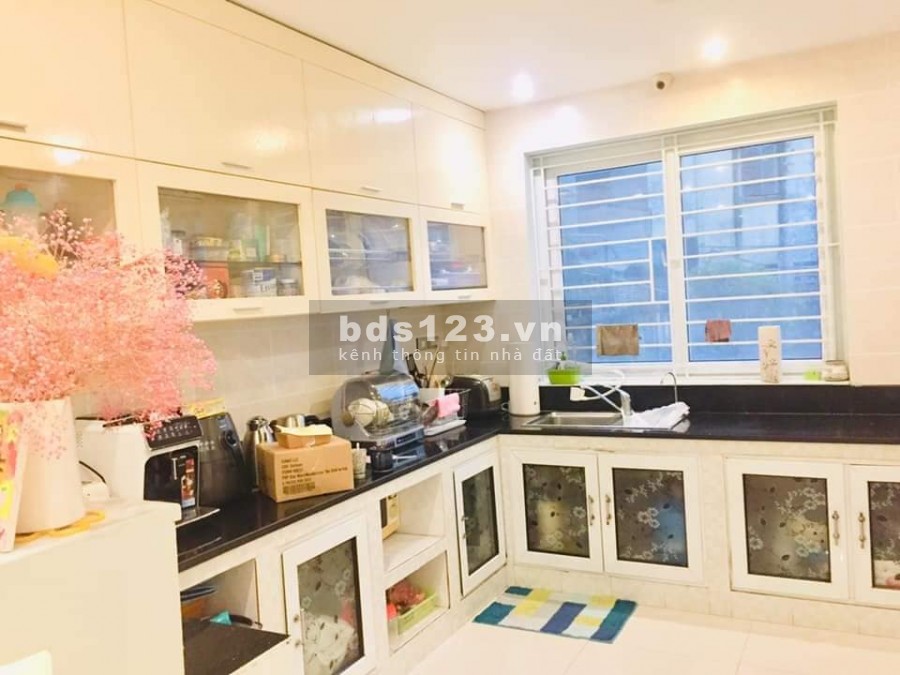 Bán nhà phố cầu đơ - Hà Đông, diện tích 56m2, giá chỉ 4,1 tỷ.