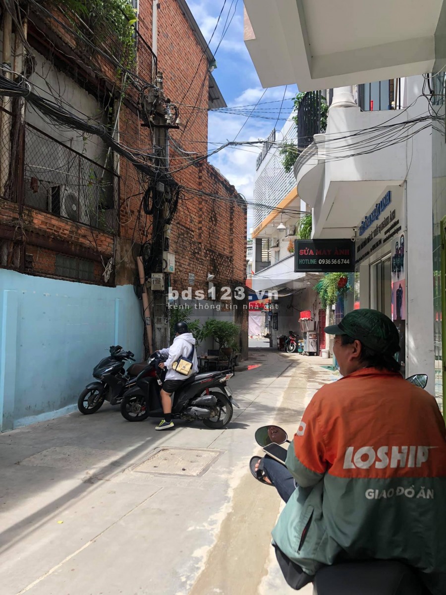 Bán nhà 50m2 hẻm xe hơi 7m Cách Mạng Tháng Tám Phường 13 Quận 10, 2 tầng đúc