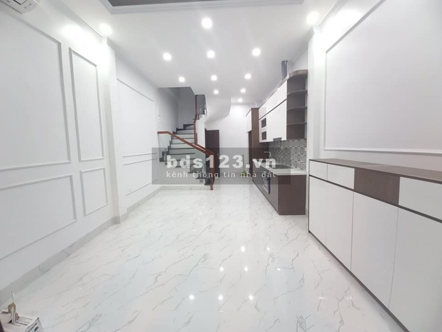 Song sinh Trường Chinh, 5 tầng lung linh, 3 bước ô tô tránh, an sinh tuyệt đỉnh, giá 5.3 tỷ