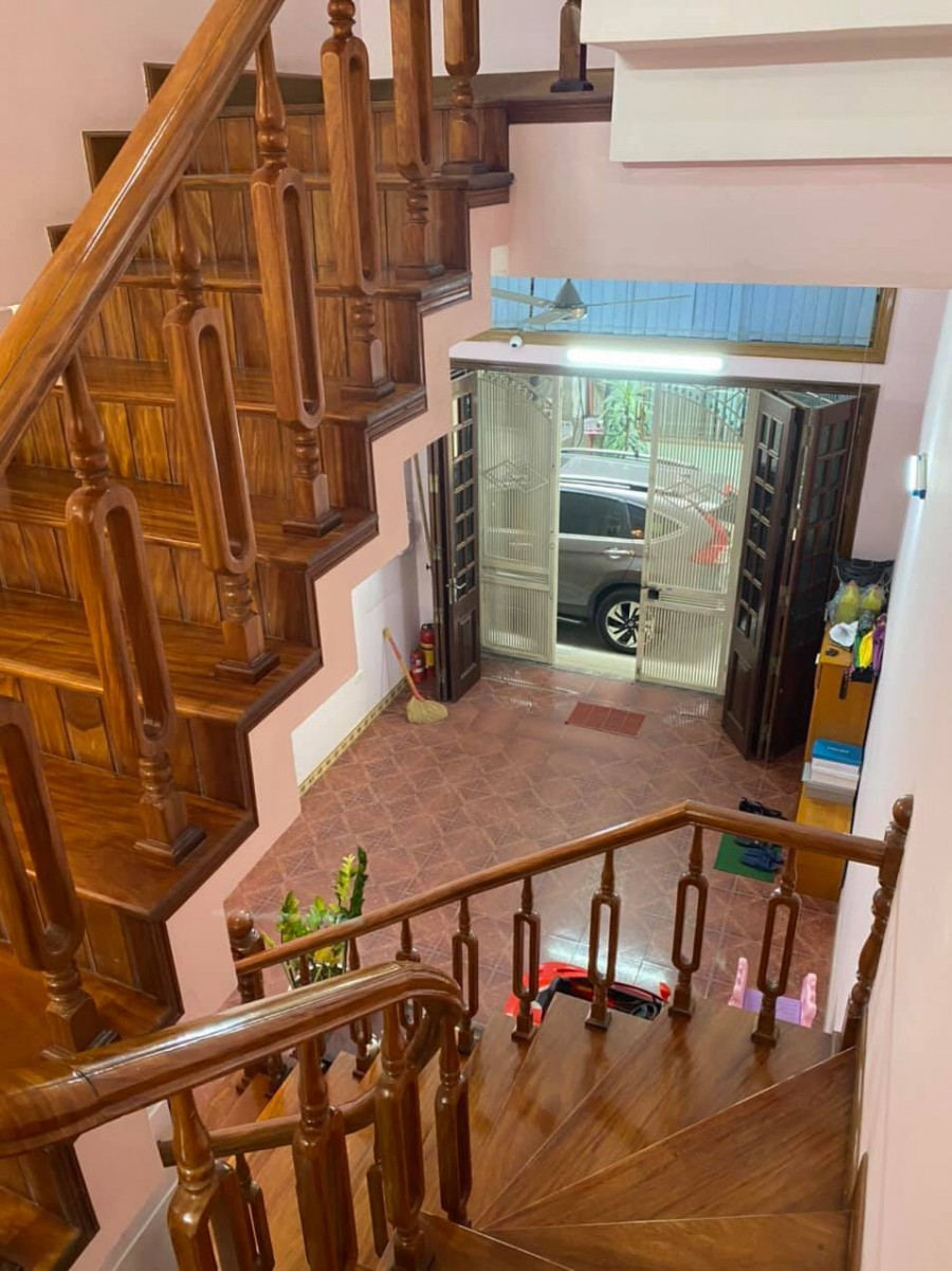 Siêu phẩm lô góc gara ôtô Khương Đình Quận Thanh Xuân dt 50m2, 5 tầng, giá 7 Tỷ
