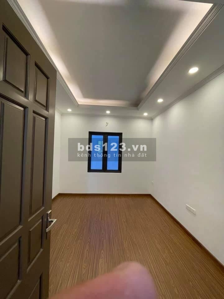 Bán nhà Quan Hoa, nở hậu tiện ở, kinh doanh cực đỉnh, dt 53m2, giá 7.6 tỉ