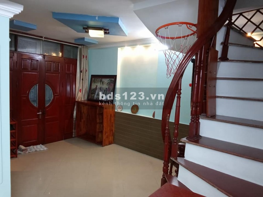 Bán nhà Trương Định nhà đẹp tặng full nội thất xịn, giá 4.05 tỷ, lh 0981663442