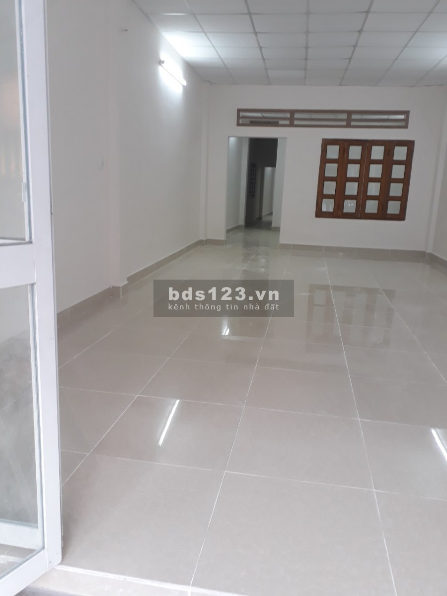 Nhà cấp 4, dt 115m2 Thảo Điền Quận 2, 1 pn, 1 wc, đường oto, hợp làm văn phòng-kho