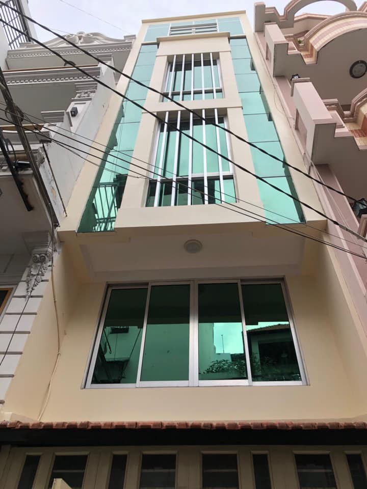 Hẻm xe hơi đậu trong nhà góc Vạn Kiếp Phan Đăng Lưu, 5 tầng, sát mt, 8 CHDV, giá bán 9 tỷ, thương lượng