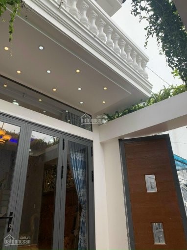 Bán nhà rộng 100m2 (5x20) đúc 4 tầng kiên cố, giá 11 tỷ, lh: 0917173744 Nghĩa