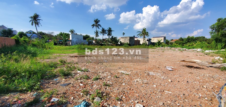 Bán đất 2000m đường QL13 phường Hiệp Bình Phước, Thủ Đức, giá chỉ 25 triệu/m2