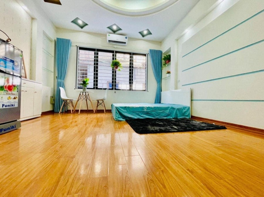 Chung cư mini Láng Hạ dt 60m2, 5 tầng, mt 4.5m, 10 phòng, doanh thu 600 triệu/năm