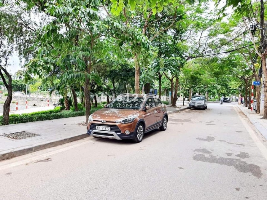 Nhà Trịnh Công Sơn, view Hồ Tây, 113m2 x 8 tầng, 15 tỷ, Thang máy, cho thuê