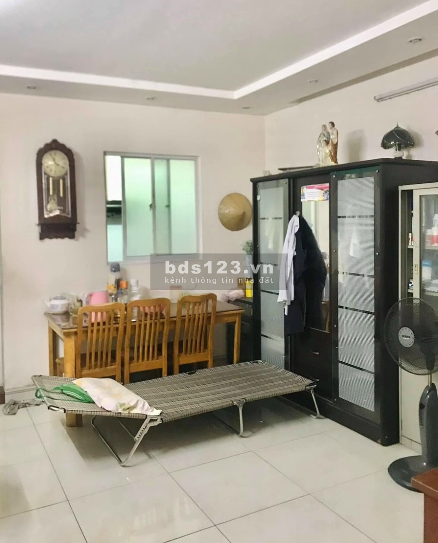 Nhà 2 tầng kiên cố, gần Shinhanbank Ba Tháng Hai giá 6,1 tỷ