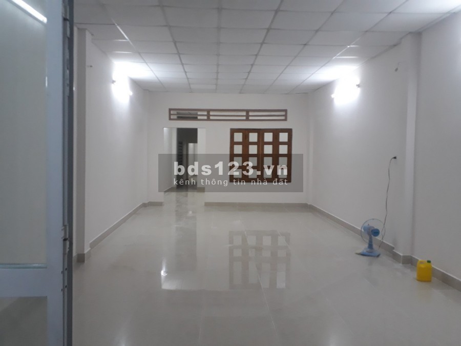 Nhà cấp 4, dt 115m2 Thảo Điền Quận 2, 1 pn, 1 wc, đường oto, hợp làm văn phòng-kho