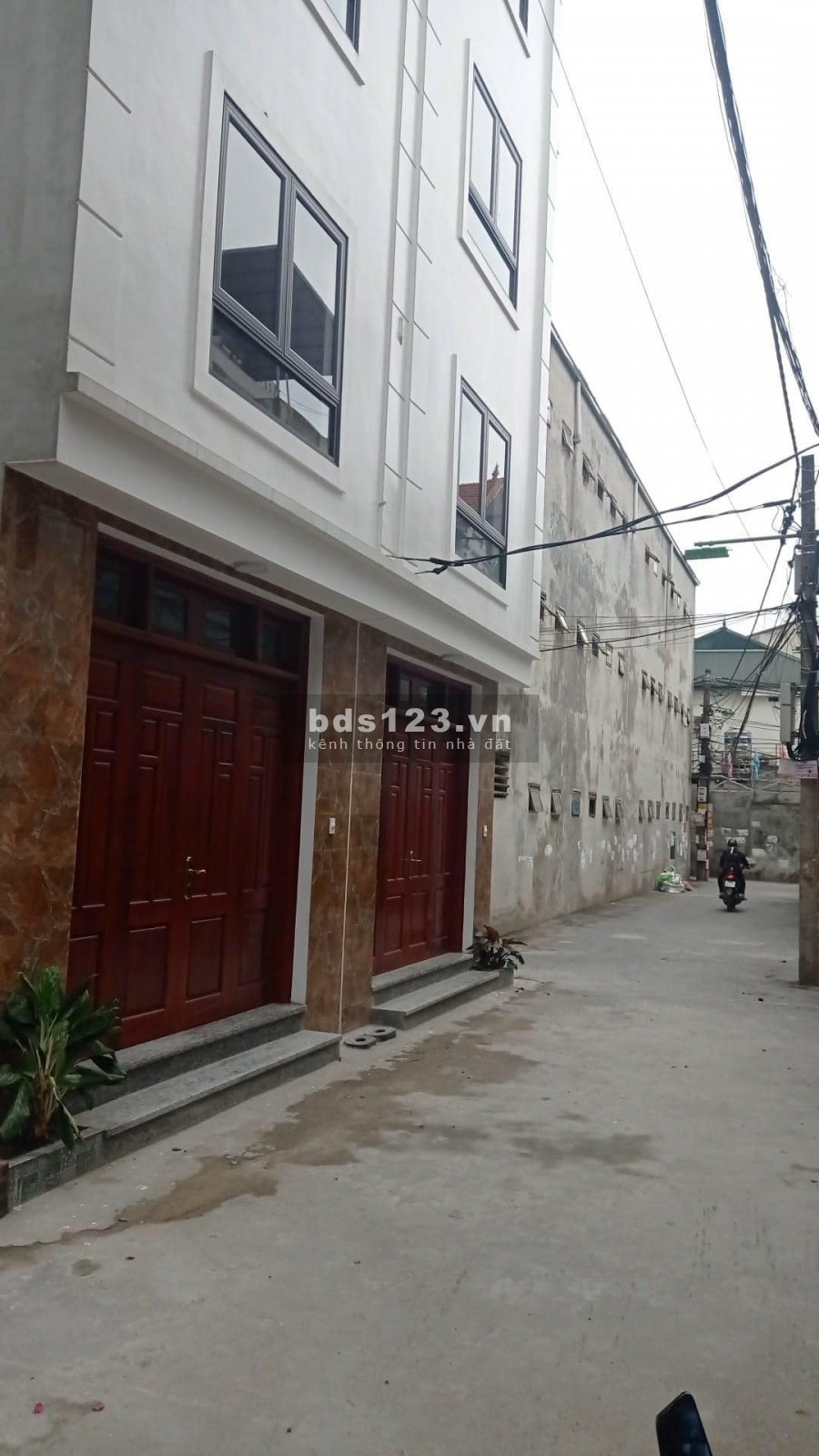 Bán nhà Phú Diễn, Bắc Từ Liêm, căn góc ngõ thông ô tô tránh 38M2, 4 Tầng m 4m-3,X tỷ