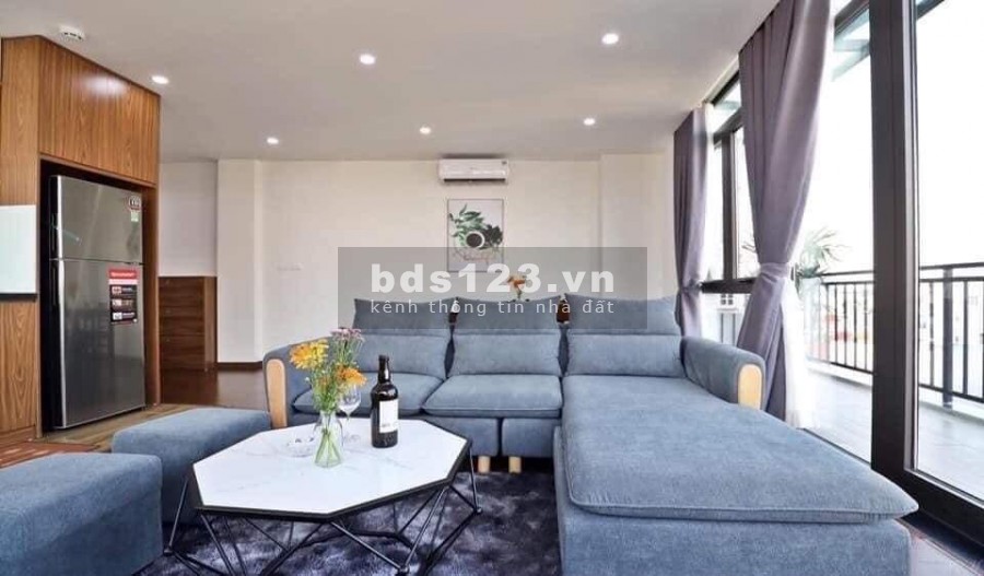 Nhà Trịnh Công Sơn, view Hồ Tây, 113m2 x 8 tầng, 15 tỷ, Thang máy, cho thuê