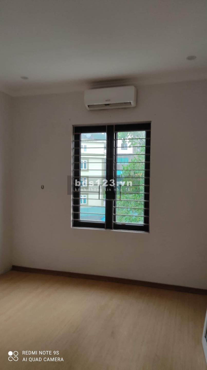 Nhà ngõ 120 Trần Bình, ô tô đỗ cửa, tiện Kinh doanh DT 45m2 4 tầng MT 4m giá 7.8 tỷ