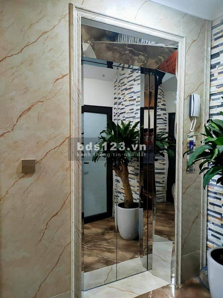 Siêu Phẩm Bồ Đề lô góc 7 tầng thang máy diện tích 55m2, giá 7.9 Tỷ
