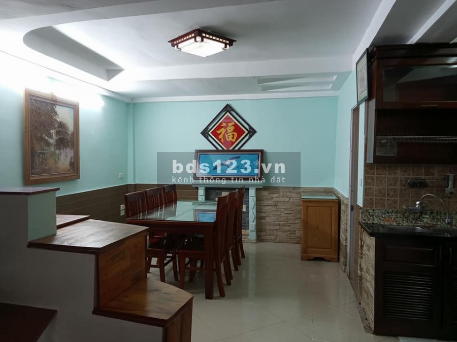 Bán nhà Trương Định nhà đẹp tặng full nội thất xịn, giá 4.05 tỷ, lh 0981663442