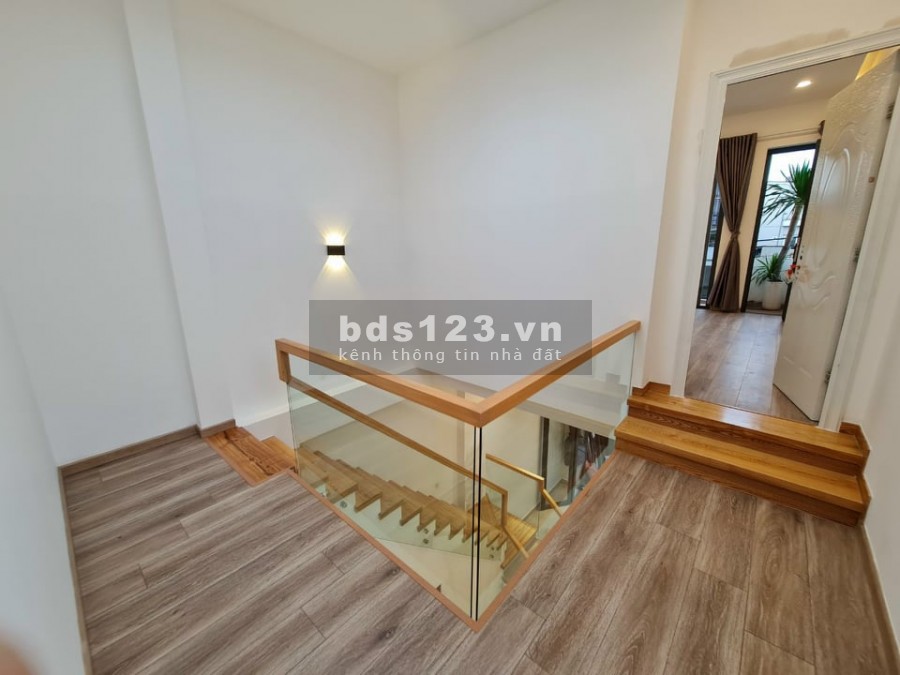 Âu Cơ Tân Bình dt 78m2, ô tô đỗ cửa, giá 6.69 tỷ nhà mới ở ngay, không có căn thứ 2