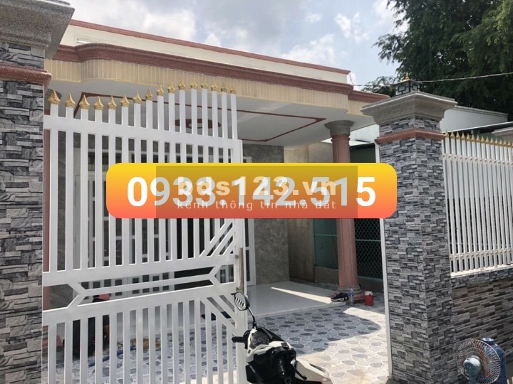 Bán nhà ở diện tích 110m2 thổ cư hết gồm 2 pn 1 pk 1 nhà bếp, cho thuê mỗi tháng 5 triệu nhà sổ hồng riêng