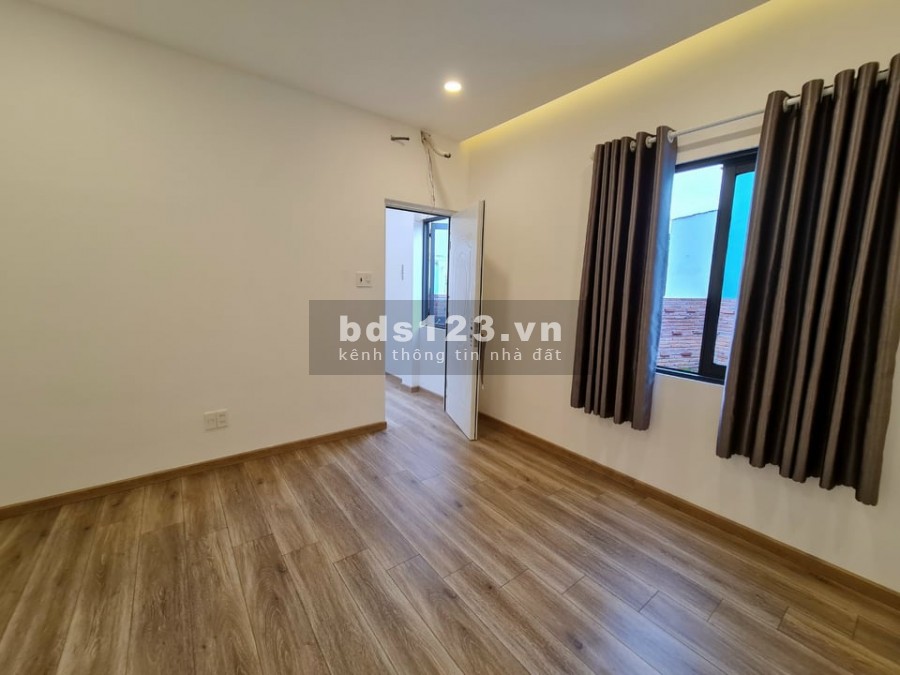 Âu Cơ Tân Bình dt 78m2, ô tô đỗ cửa, giá 6.69 tỷ nhà mới ở ngay, không có căn thứ 2