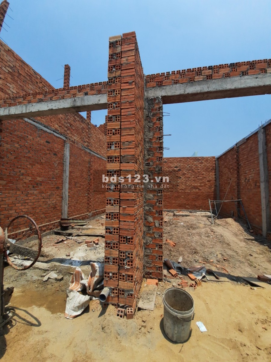 Bán nhà Mỹ Hạnh, 1 trệt 1 lầu, giá 1ty, diện tích 100m2 sử dụng