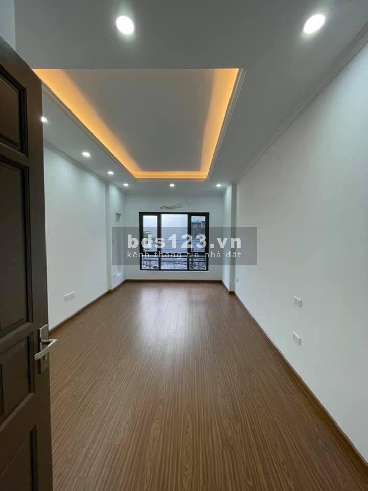 Bán nhà Quan Hoa, nở hậu tiện ở, kinh doanh cực đỉnh, dt 53m2, giá 7.6 tỉ