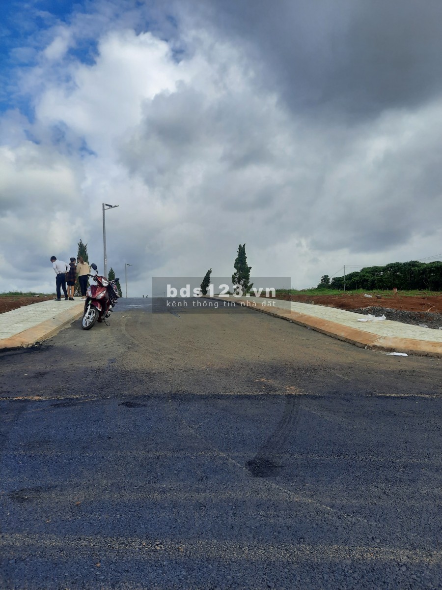 Đất Mặt Tiền Đường Nhựa Diện Tích 5x25M2 Full Thổ Cư Giá 1 tỷ 2