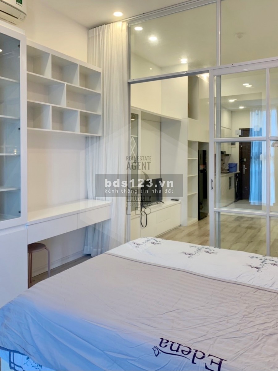 Cho thuê căn hộ giá tốt 1 pn, nội thất xinh xắn, cc the Sun Avenue vào ở ngay, có nội thất