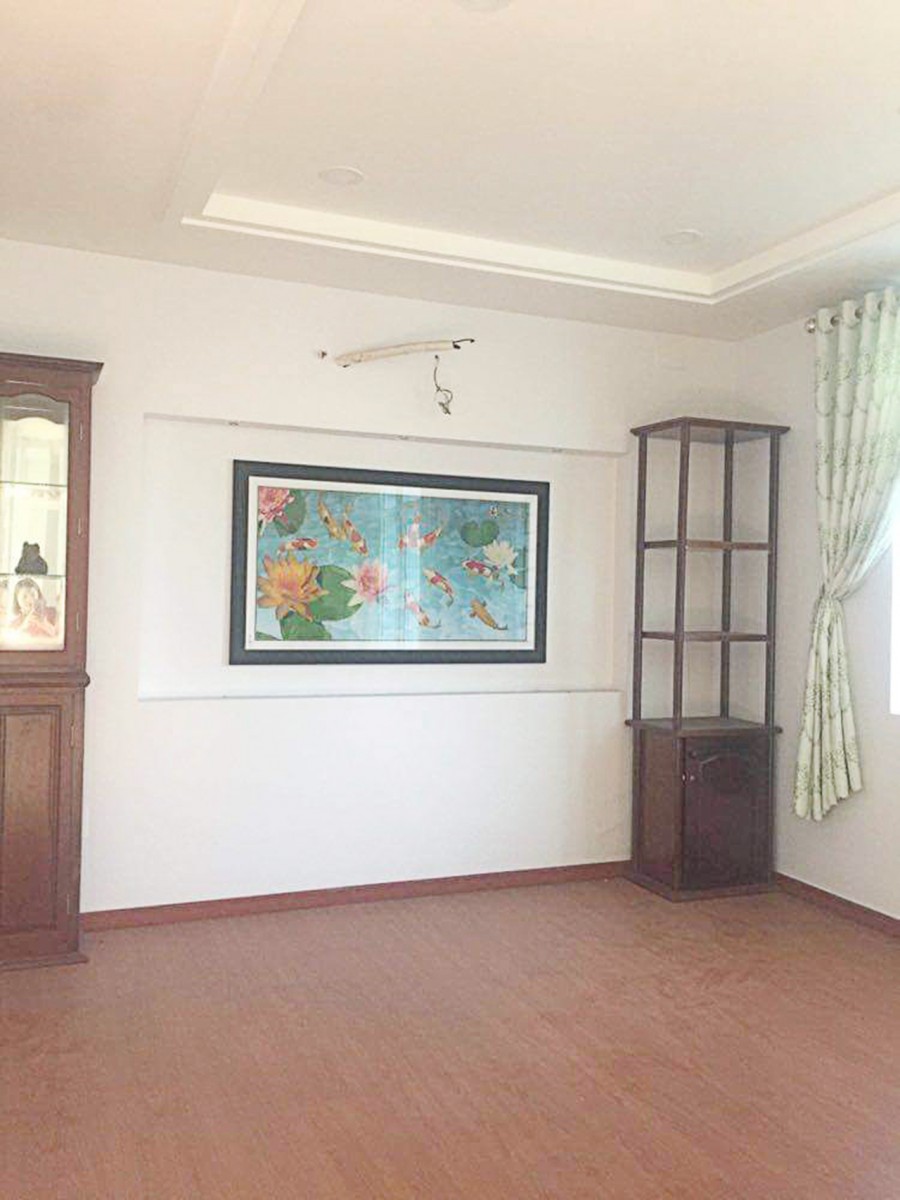Bán nhà hẻm xe hơi Bà Hạt Quận 10 DT 33m2 chỉ 5,8 tỷ