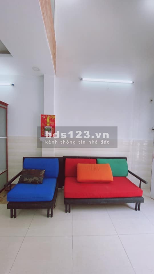 Âu cơ diện tích 40m2, đường Khuông Việt, 4 tầng, 3 pn, nhà đẹp ở ngay