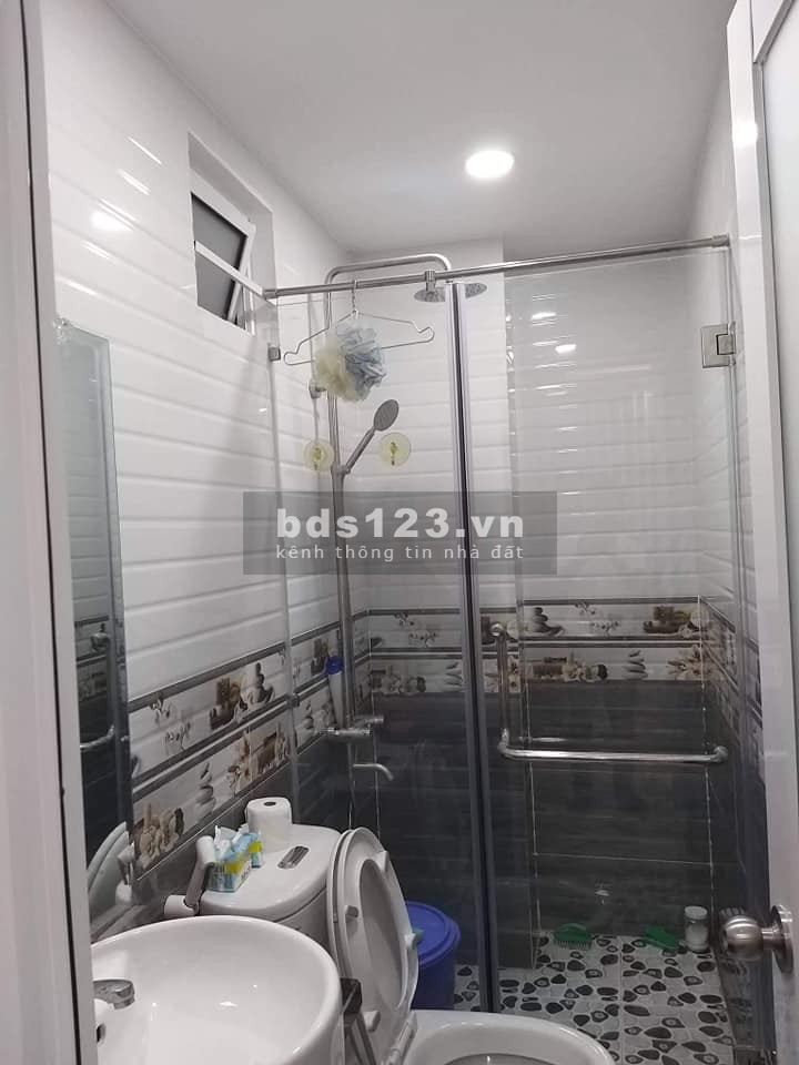 Bán nhà hxh đường Âu Cơ, phường 10, Tân Bình, 38m2, 2lầu giá 3.35 tỷ