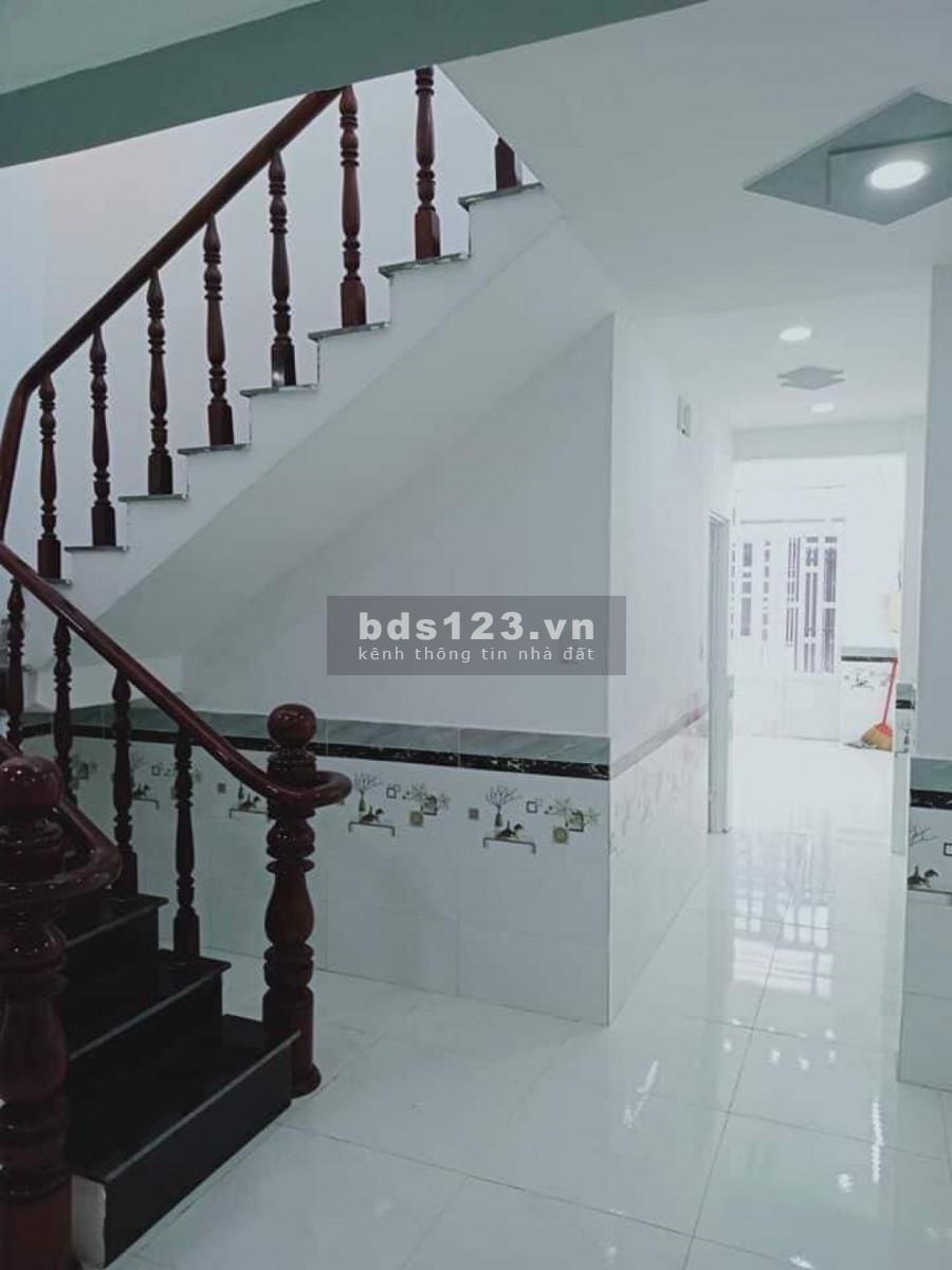 Chủ bán nhà - phường Hiệp Thành Quận 12, giáp Metro, vào ở ngay