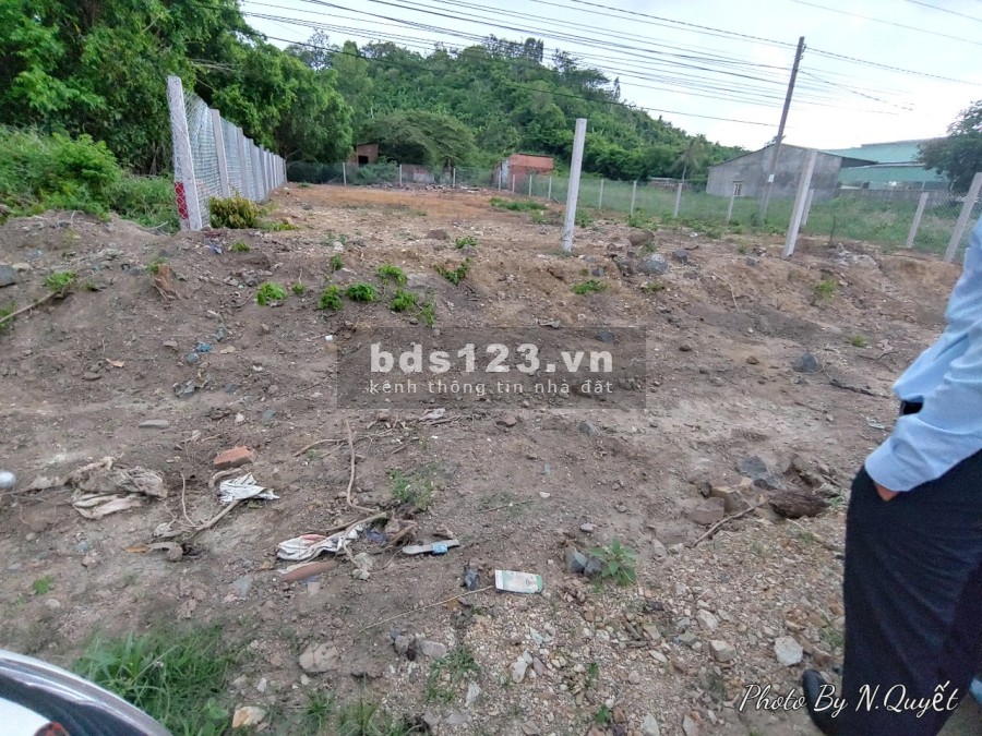 Sang 652m2 đất 2 mặt tiền trước sau đường Bà Rịa, Châu Pha, vuông vức