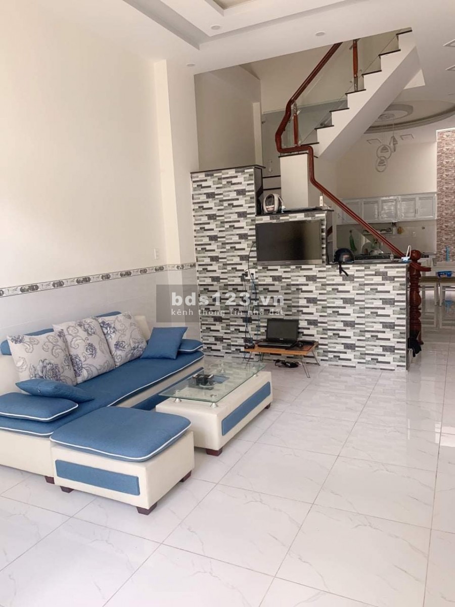 Nhà Cần Bán Gấp Đường Nguyễn Thái Bình, 42m2 4 tầng nở hậu, HXH Thông chỉ có 4.95 tỷ