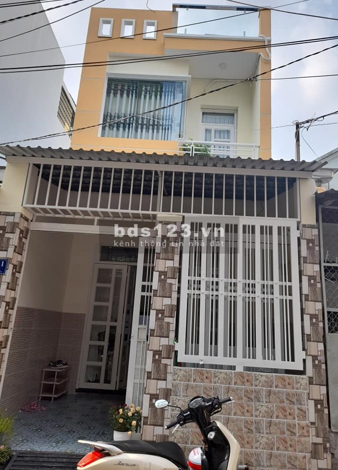 Bán nhà 110 Hồng Lạc 36m2, hẻm xe hơi vào nhà, q Tân Bình chỉ 2 tỷ 9