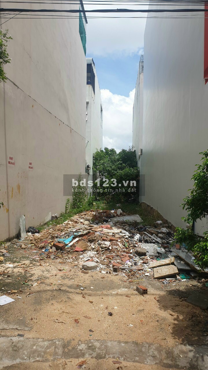 Bán lô đất hẻm 10m đường Đoàn Nguyễn Tuấn, liên hệ chính chủ 0917433968