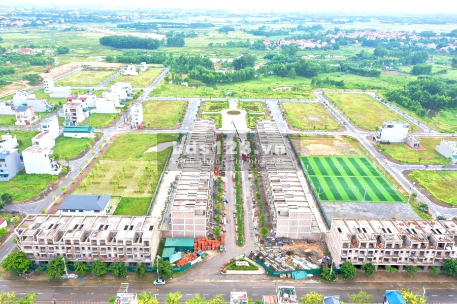 Bán lô á hậu 97m2 đường 21.5m ngay vườn hoa trung tâm giá chỉ 1T4