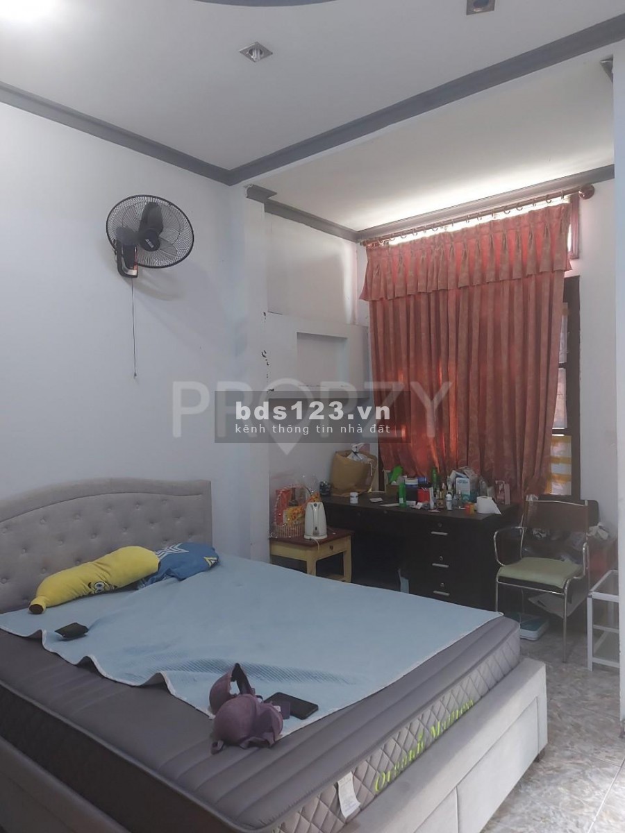 Nhà nguyên căn, 4x8m, 2 lầu, ngay ngã tư hàng xanh, 23 triệu, Liên hệ 0938.764.277