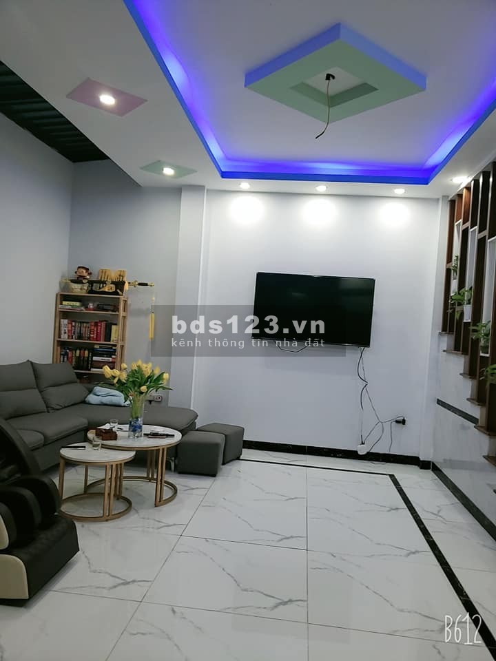 Bán nhà nguyên căn siêu đẹp mặt phố Ngô Quyền, dt 30m2, giá bán 1.72 tỷ