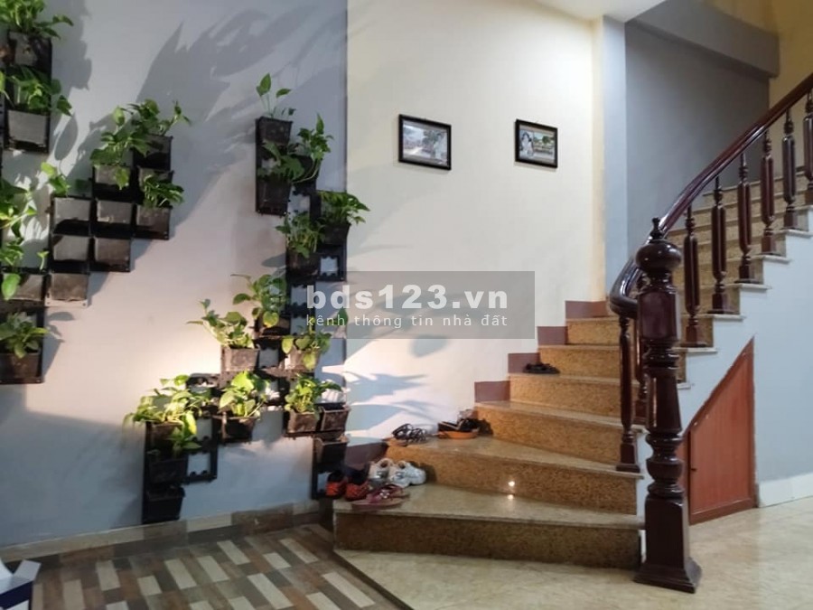 Đống Đa Thái Hà, dt 48m2, 5 tầng, mt 4m, 10m ra ô tô, tặng nôj thất, giá 7.1 tỷ