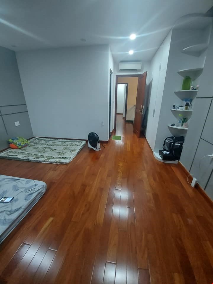 Bán nhà Nguyễn Phúc Chu, 4 tầng đúc, ô tô tránh nhau, dt 50m2, giá 5.2 tỷ